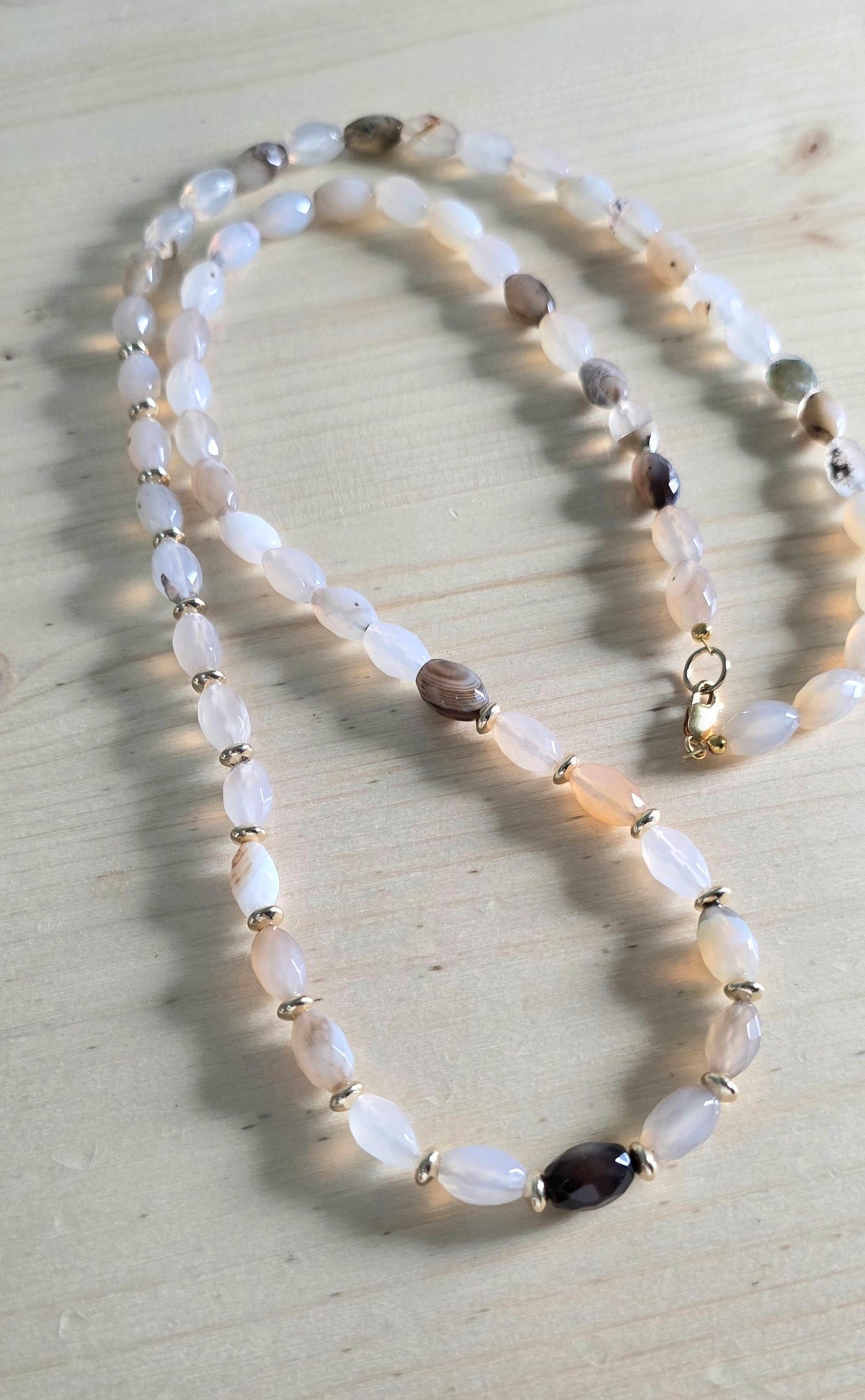 Neutral Agate Necklace