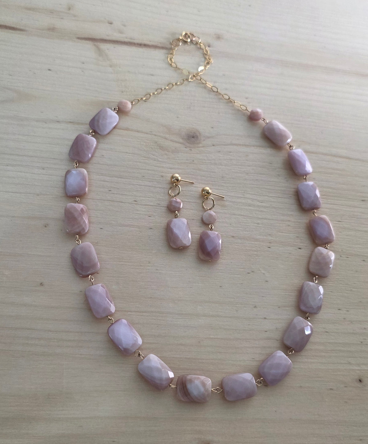 Pink Mother of Pearl Set, Necklace and Earrings