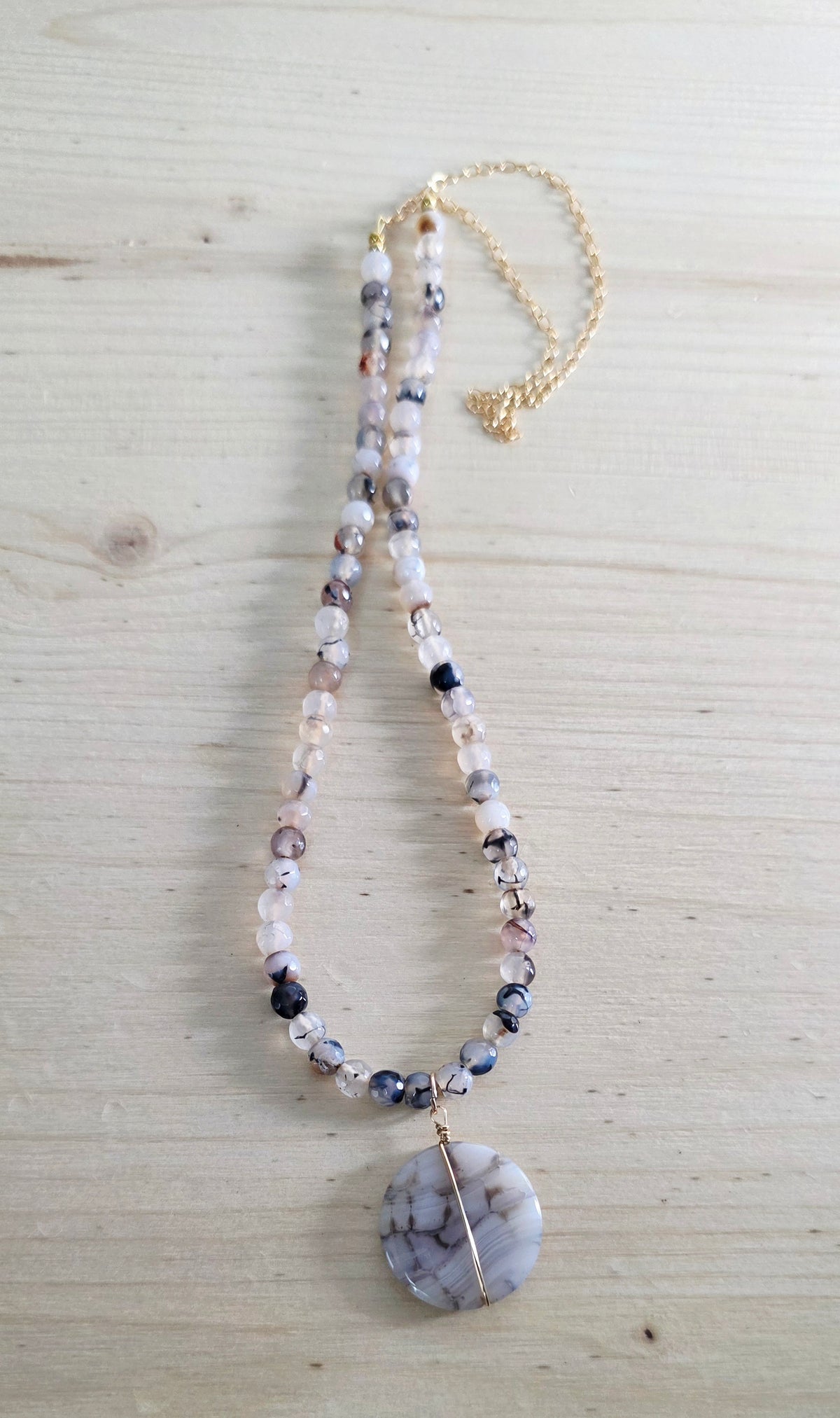 Medallion Beaded Necklace, Agate Necklace