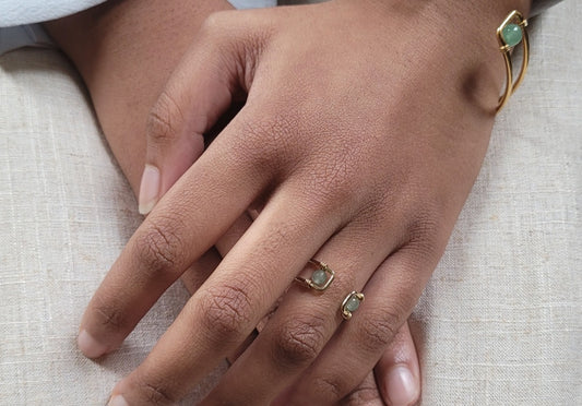 Aventurine Open Gold Ring