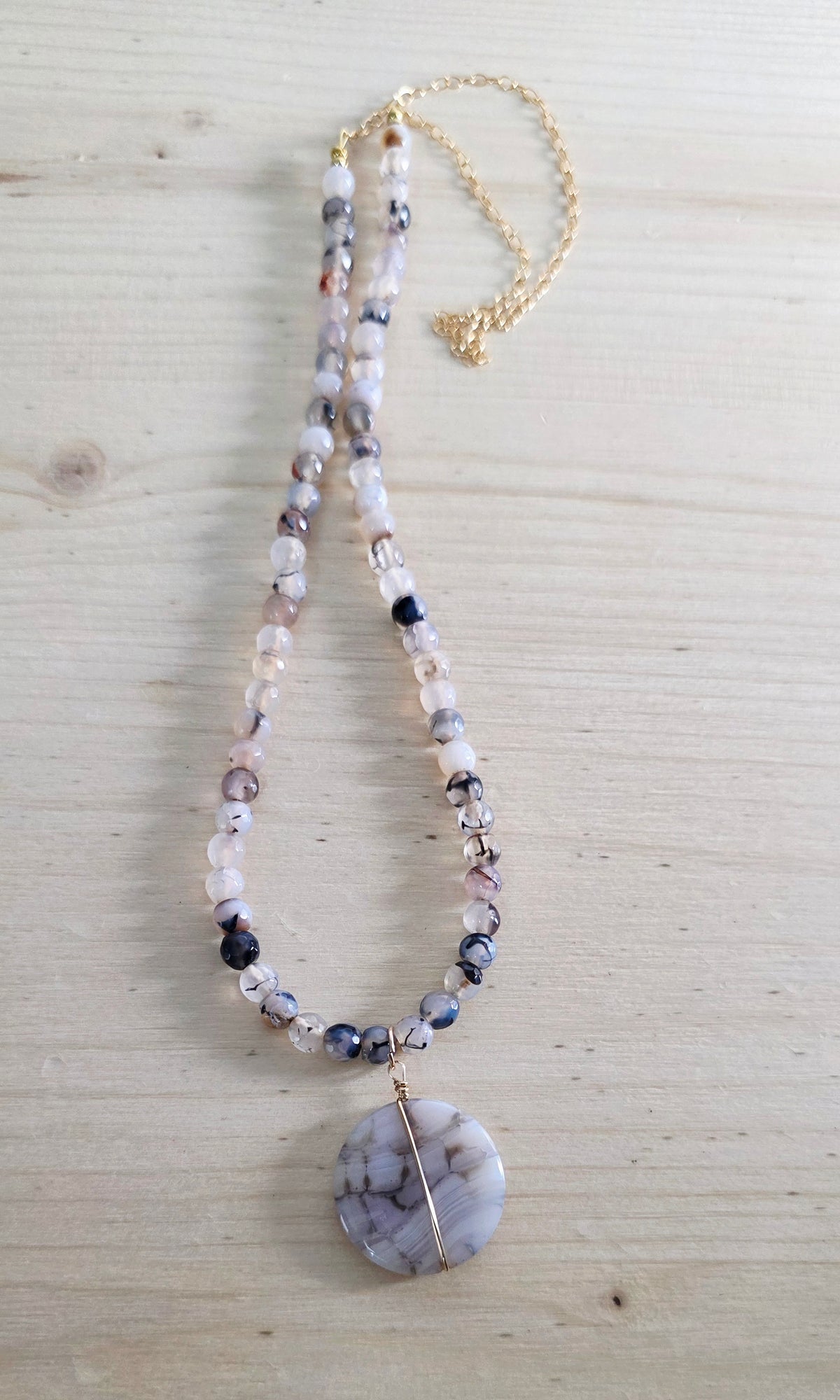 Medallion Beaded Necklace, Agate Necklace