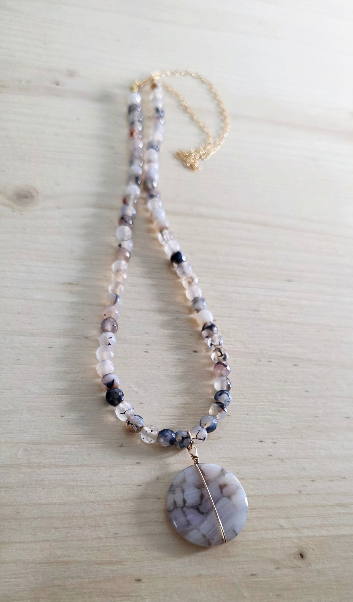 Medallion Beaded Necklace, Agate Necklace