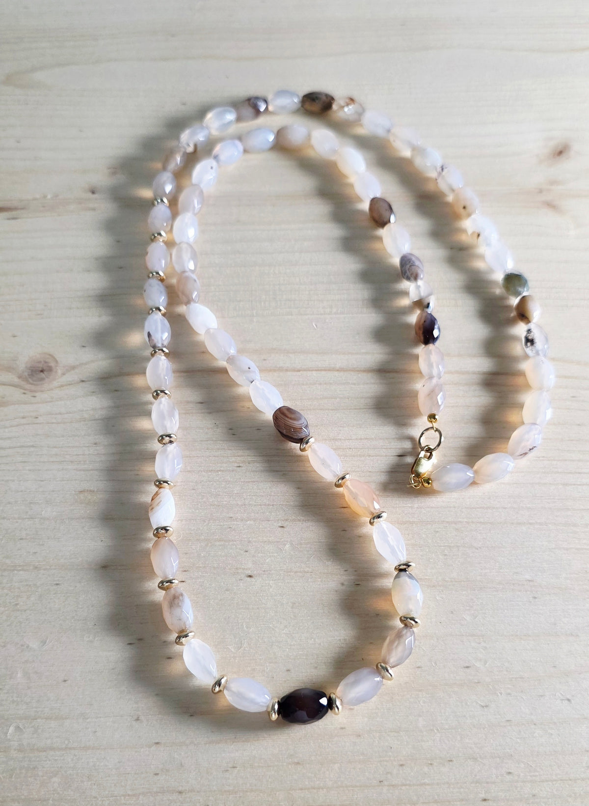 Neutral Agate Necklace