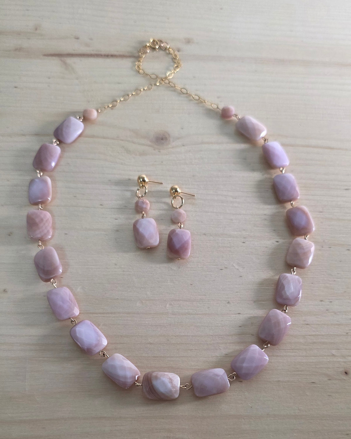 Pink Mother of Pearl Set, Necklace and Earrings