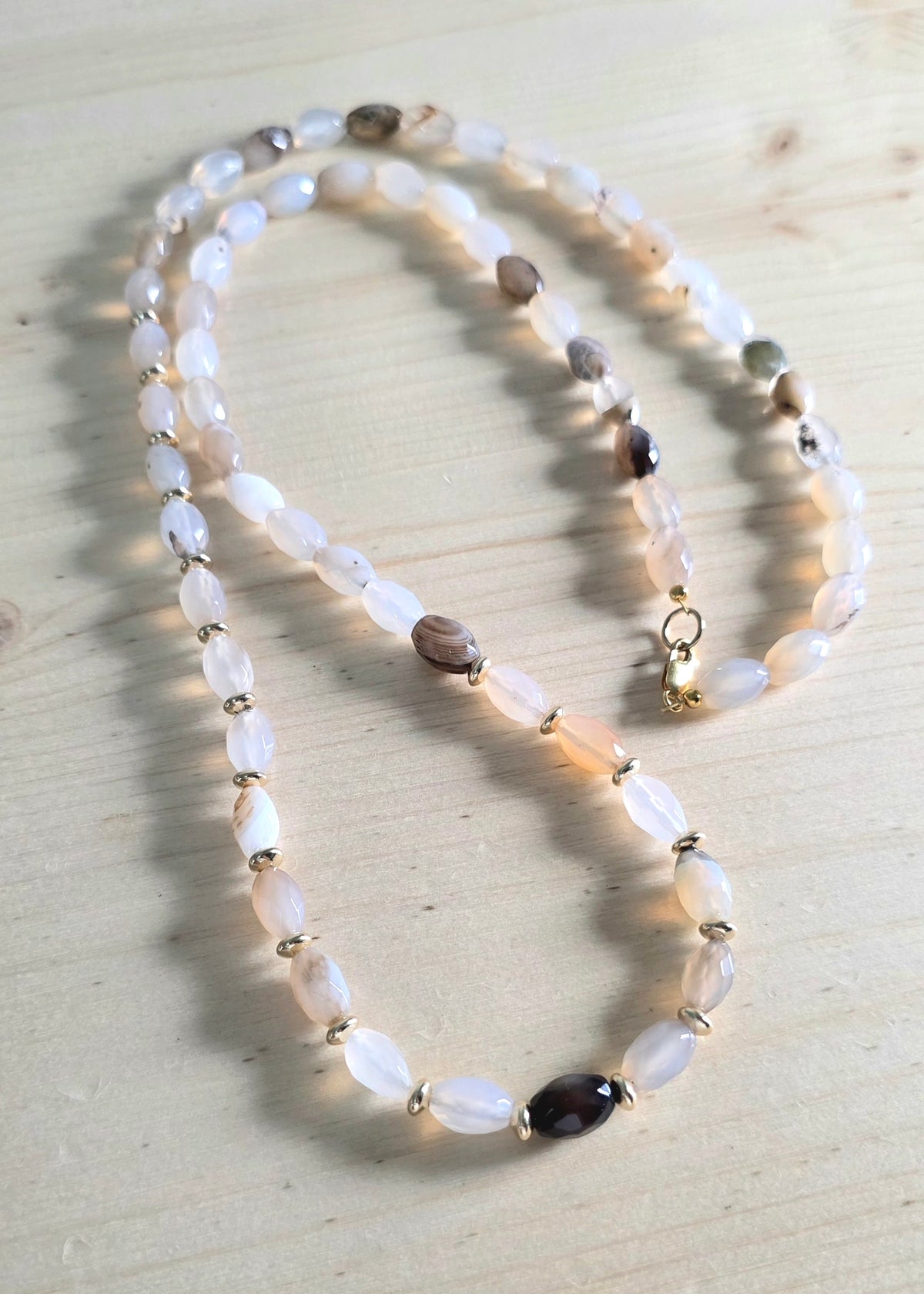 Neutral Agate Necklace