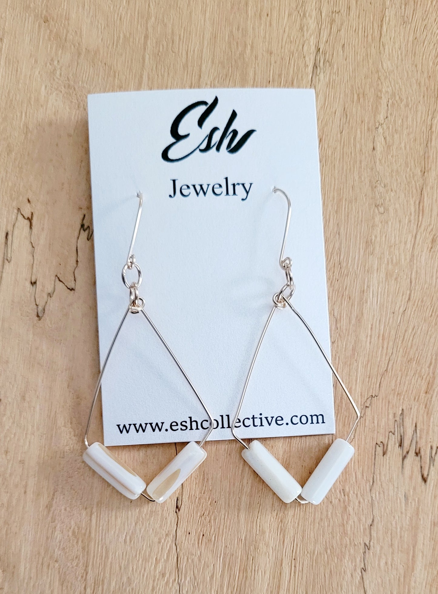 Mother of Pearl Rhombus Earrings
