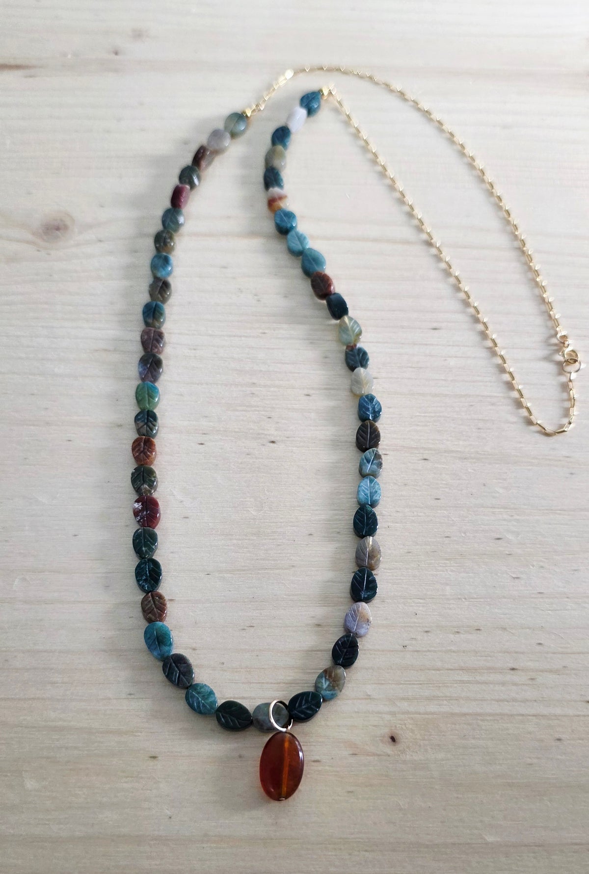 Multicolor Leaf Agate Necklace