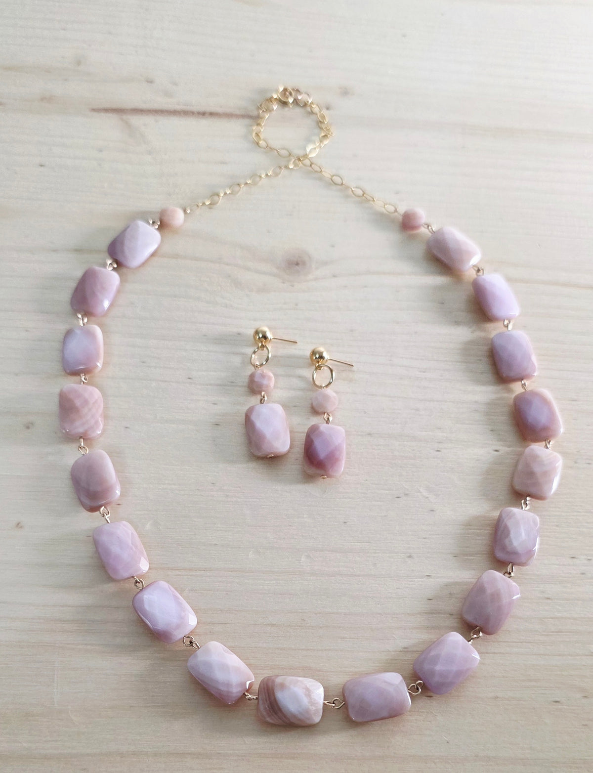Pink Mother of Pearl Set, Necklace and Earrings