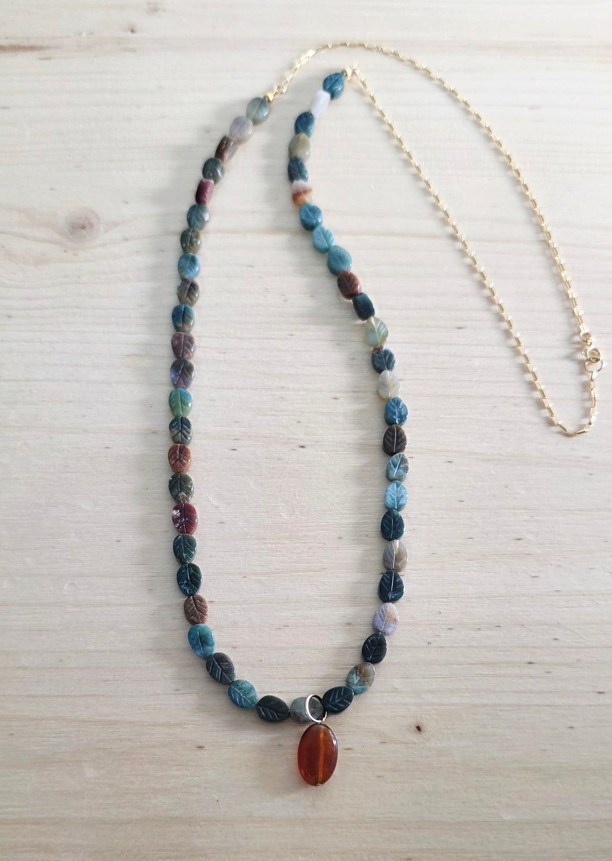Multicolor Leaf Agate Necklace